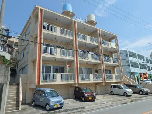 沖縄県那覇市字国場 賃貸アパート