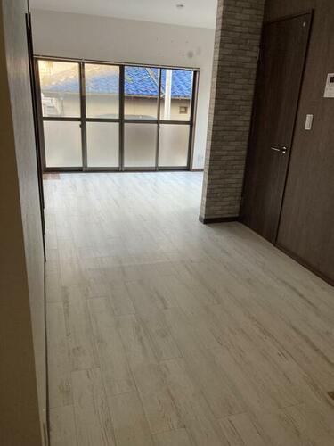 神奈川県横浜市磯子区中原４丁目 テラスハウス