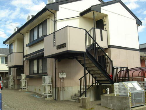 ファミーユ駅南