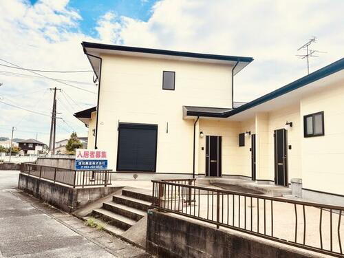 福岡県遠賀郡遠賀町松の本７丁目 築25年4ヶ月 2階建