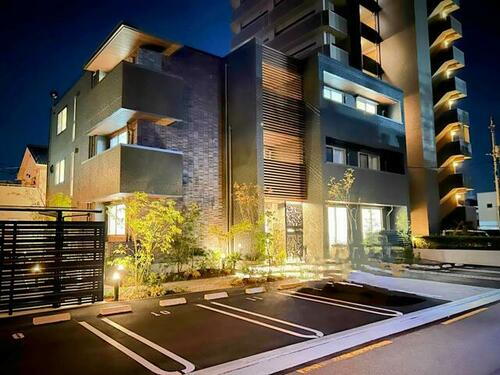 香川県高松市多賀町３丁目 賃貸マンション