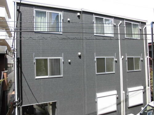 神奈川県横浜市港北区篠原北１丁目 築9年2ヶ月 3階建