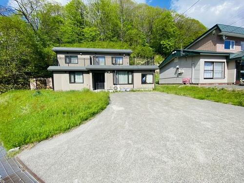 北海道伊達市大滝区北湯沢温泉町 2階建 築28年3ヶ月