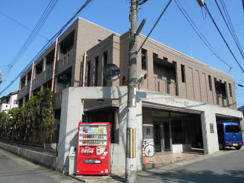 京都府京都市山科区音羽前出町 築33年10ヶ月 3階建