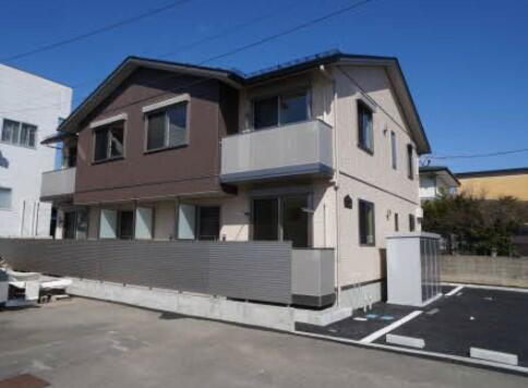 秋田県秋田市山王新町 賃貸アパート