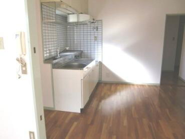 福岡県糸島市前原中央２丁目 3階建 築36年7ヶ月