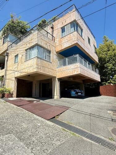 兵庫県神戸市中央区神仙寺通１丁目 築47年9ヶ月 3階建