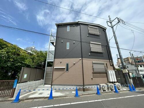 神奈川県大和市大和東２丁目 築2年8ヶ月 3階建