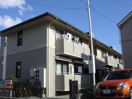 兵庫県宝塚市鹿塩１丁目 築27年12ヶ月 2階建