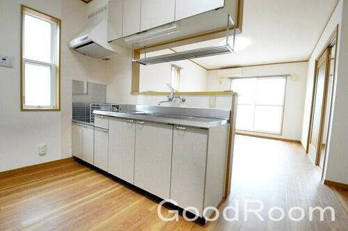 徳島県小松島市小松島町字元根井 賃貸アパート