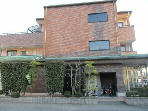 兵庫県加古川市加古川町中津 築24年10ヶ月 3階建