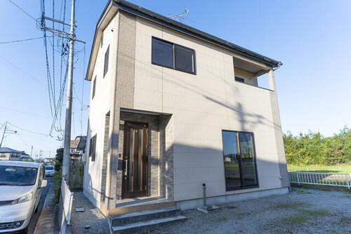 宮城県角田市梶賀字向井 2階建 築18年8ヶ月