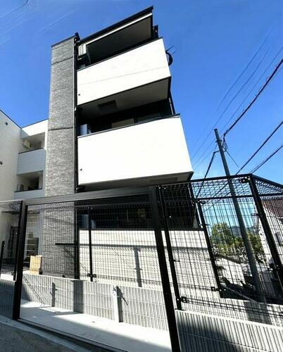 福岡県福岡市東区香椎１丁目 築1年未満 3階建