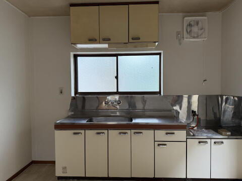 富山県富山市上熊野 2階建 築41年1ヶ月