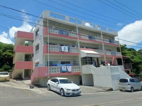 沖縄県南城市玉城字前川 3階建 築30年8ヶ月