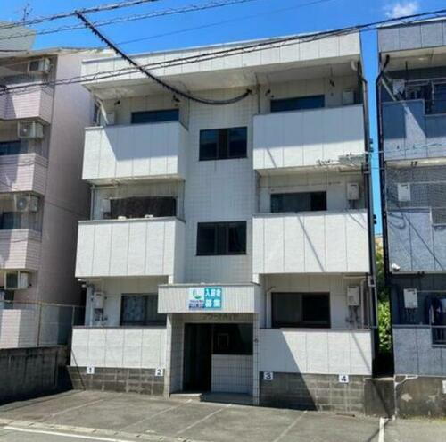 熊本県熊本市東区健軍３丁目 築40年9ヶ月 3階建