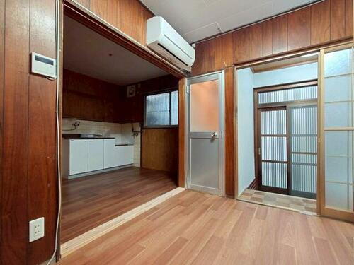 中宮３丁目貸家