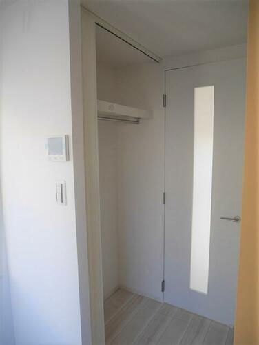 東京都品川区東品川１丁目 4階建 築8年1ヶ月