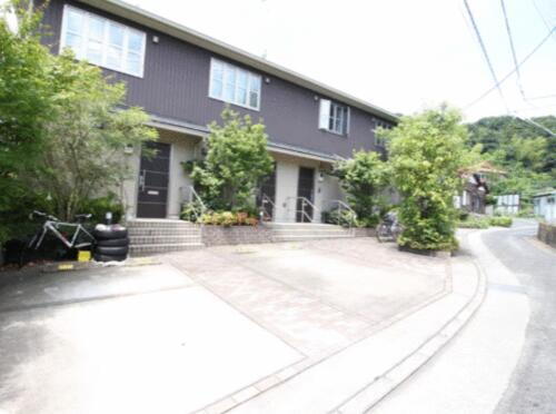 神奈川県横浜市戸塚区上矢部町 テラスハウス