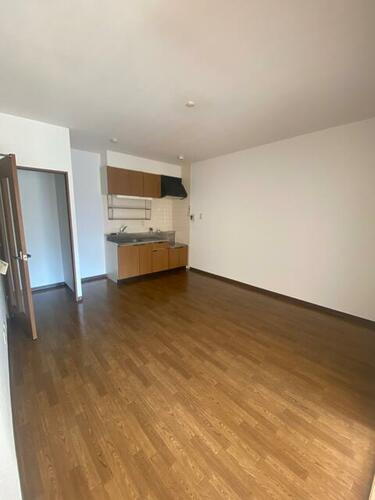 奈良県生駒市俵口町 築28年2ヶ月 3階建