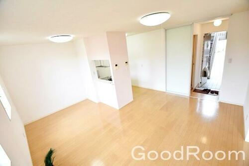 徳島県小松島市赤石町字赤石 賃貸アパート