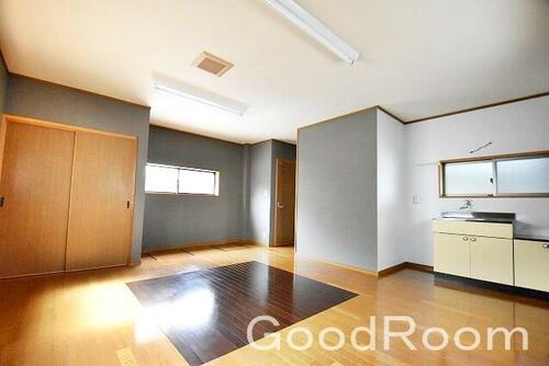 徳島県徳島市富田橋８丁目 2階建 築30年4ヶ月