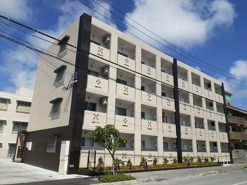 沖縄県那覇市真嘉比３丁目 4階建 築3年10ヶ月
