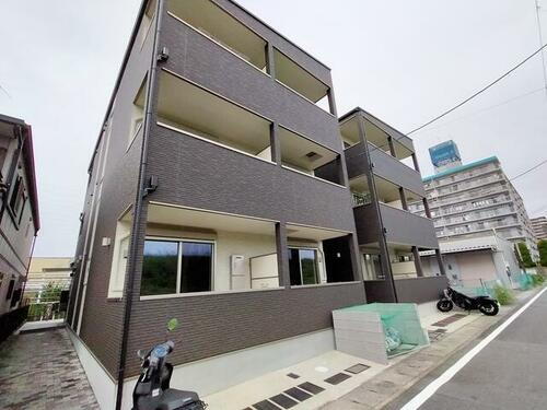 京都府京都市伏見区横大路下三栖山殿 築2年7ヶ月 3階建