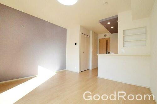 徳島県小松島市神田瀬町 2階建 築6年4ヶ月