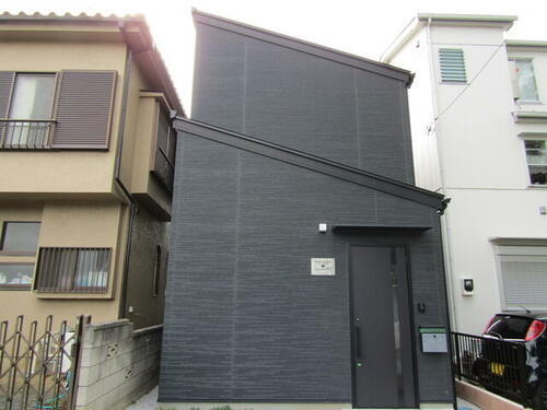 埼玉県春日部市南中曽根 築1年未満 2階建