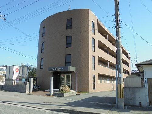 兵庫県三田市上井沢 築24年2ヶ月 4階建