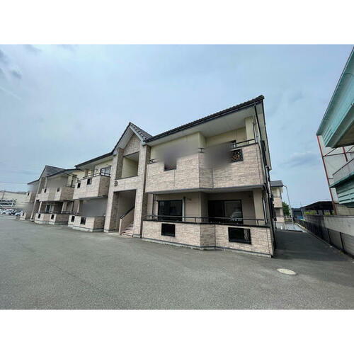 群馬県伊勢崎市西小保方町 賃貸マンション