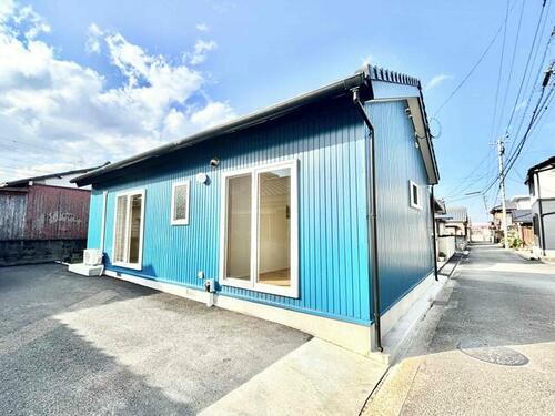 東雲町３丁目貸家