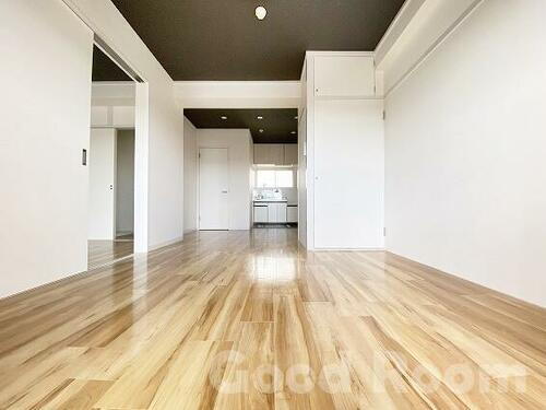 徳島県徳島市八万町弐丈 4階建 築44年6ヶ月