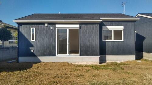 茨城県古河市鴻巣  平屋建て