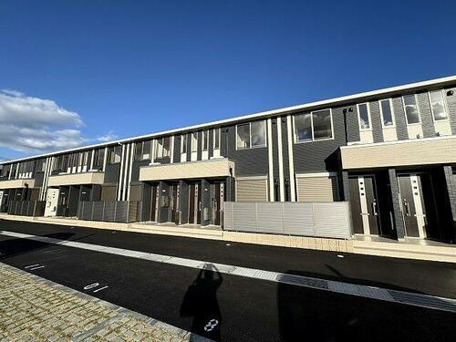 兵庫県丹波篠山市宇土 築1年未満 2階建