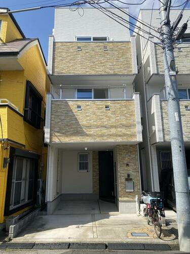 足立区日ノ出町　築浅貸戸建