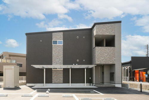 岡山県岡山市中区国富１丁目 2階建 築2年11ヶ月