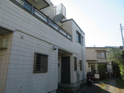 神奈川県鎌倉市材木座３丁目 築32年2ヶ月 2階建