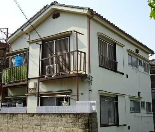 東京都北区志茂１丁目 築42年9ヶ月 2階建