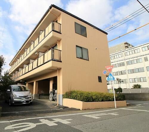 埼玉県越谷市千間台西２丁目 3階建 築36年10ヶ月