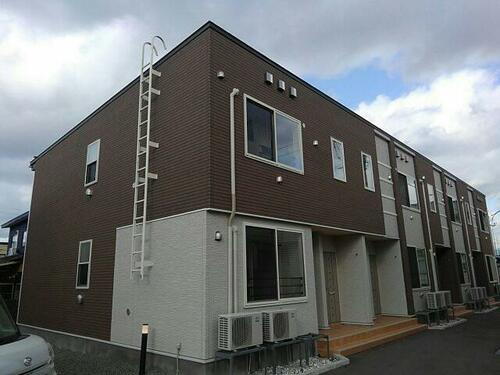 秋田県秋田市茨島４丁目 賃貸アパート