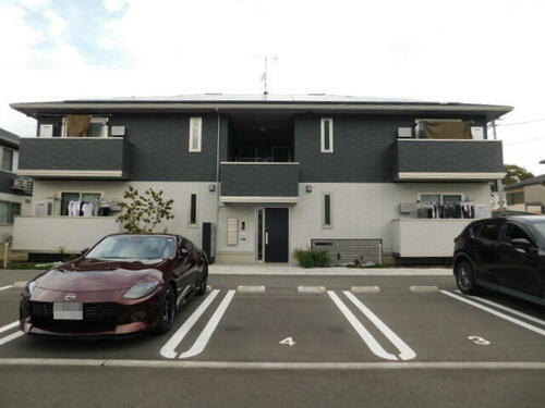 愛媛県新居浜市八雲町 賃貸アパート