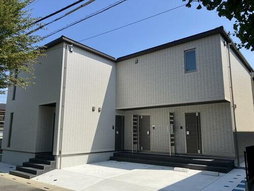 埼玉県蓮田市緑町１丁目 築1年6ヶ月 2階建