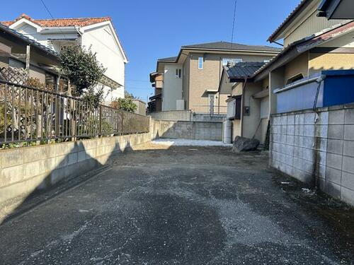 群馬県伊勢崎市豊城町 築48年10ヶ月 2階建