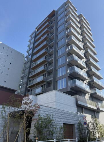 大阪府大阪市都島区片町１丁目  12階建