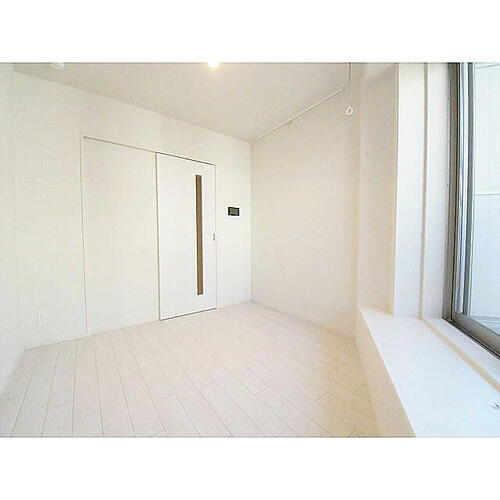 神奈川県横浜市中区蓬莱町２丁目 賃貸マンション