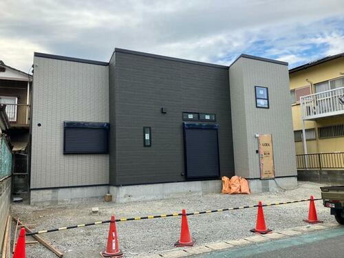 福岡県中間市土手ノ内３丁目 賃貸一戸建て