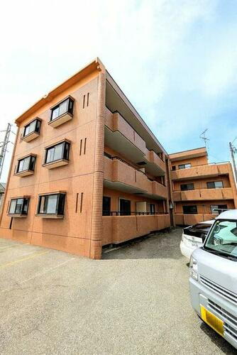 ファミール糸田