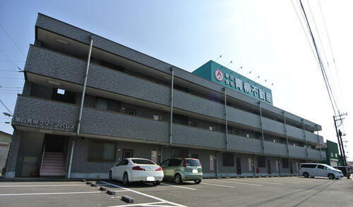 千葉県山武郡横芝光町横芝 築32年4ヶ月 3階建